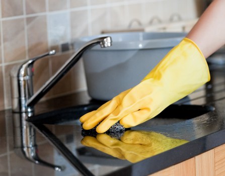 Customer complaint review for end of tenancy cleaning service